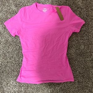 Skims Fits Everybody T-Shirt- Neon Orchid